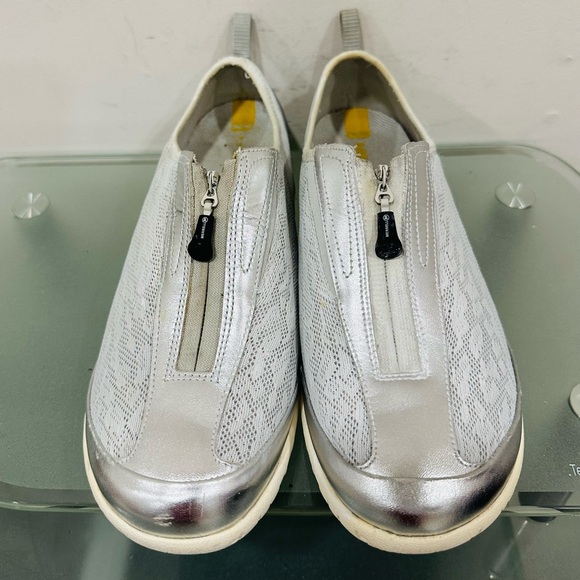 Merrell Womens Size 10 Enlighten Glitz Breeze Silver Gray Zip Up Casual Shoes - Picture 3 of 8